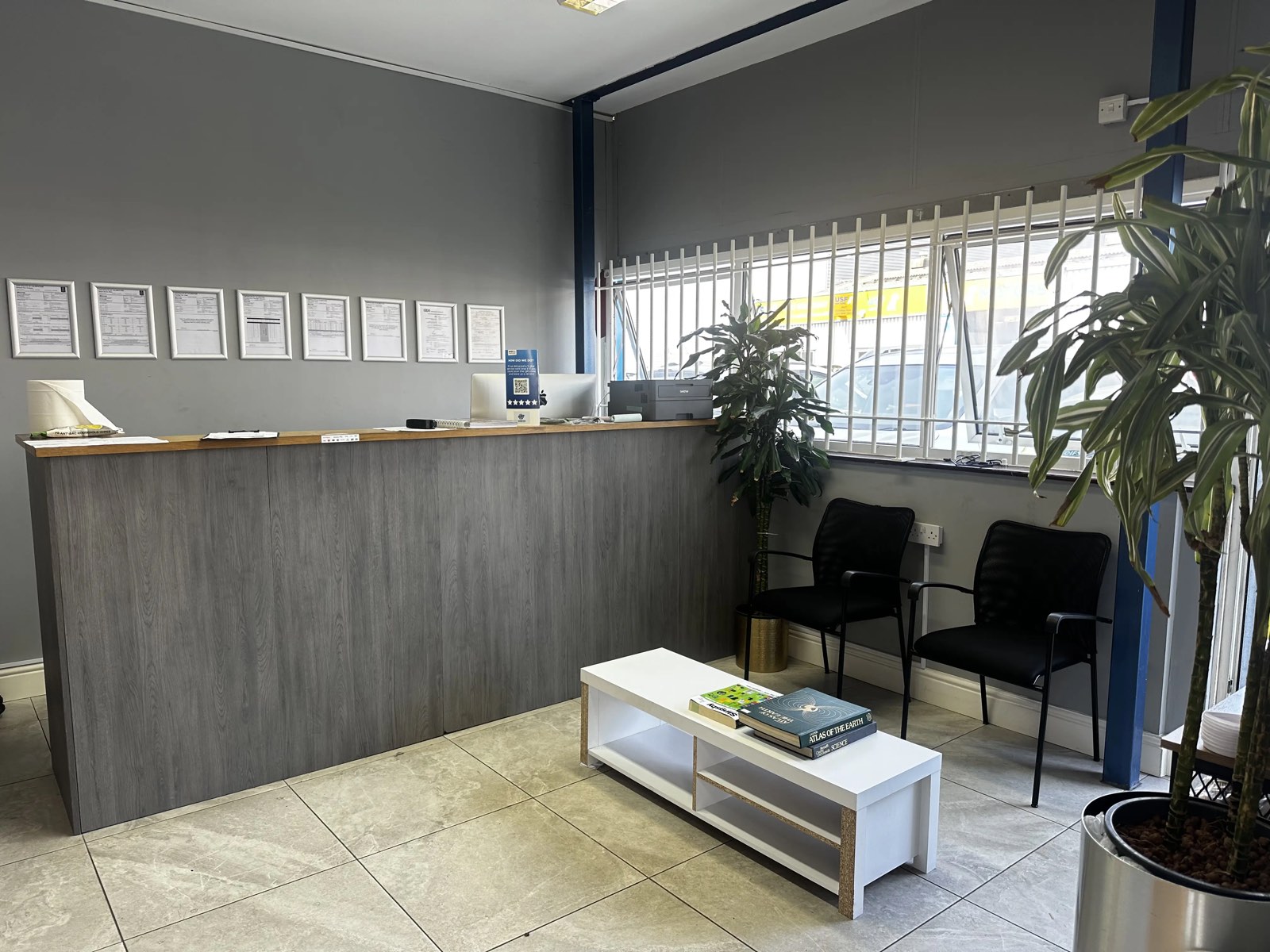 Surbiton Auto Services reception and waiting area